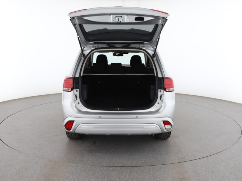 Mitsubishi Outlander PHEV Automat Klimatyzacja Podgrzewane fotele Kamera cofania Bluetooth III (2012-)