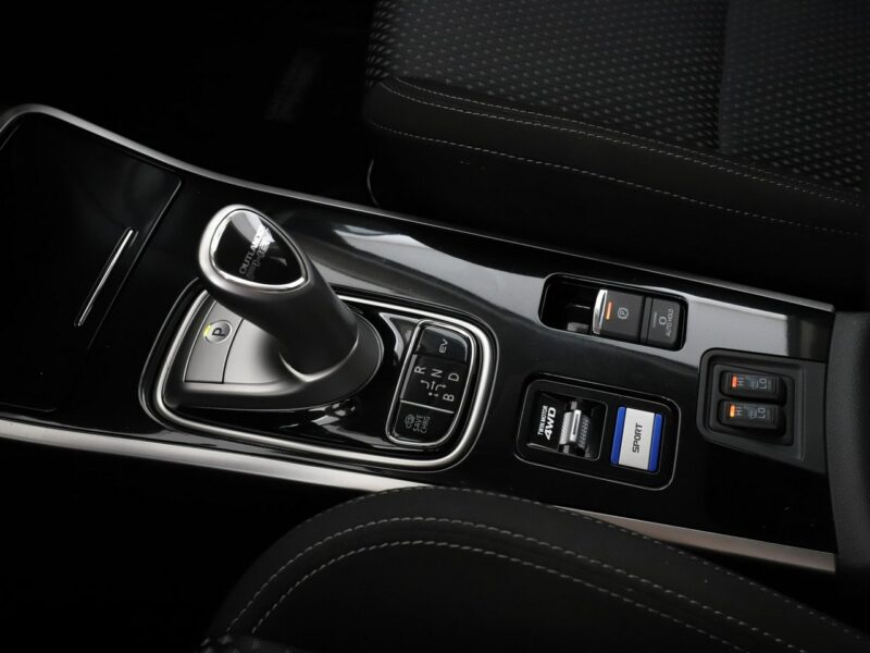 Mitsubishi Outlander PHEV Automat Klimatyzacja Podgrzewane fotele Kamera cofania Bluetooth III (2012-)