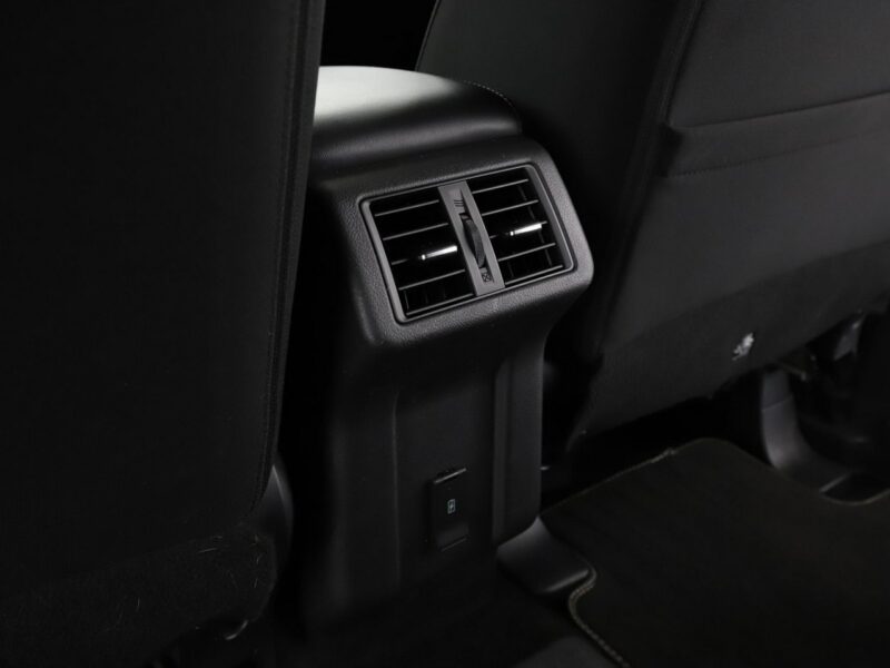 Mitsubishi Outlander PHEV Automat Klimatyzacja Podgrzewane fotele Kamera cofania Bluetooth III (2012-)