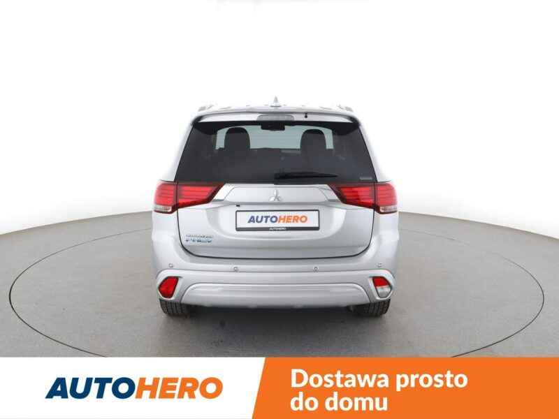 Mitsubishi Outlander PHEV Automat Klimatyzacja Podgrzewane fotele Kamera cofania Bluetooth III (2012-)