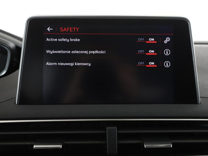 Peugeot 3008 180KM Automat Panorama Navi Klimatyzacja Bluetooth II (2016-)
