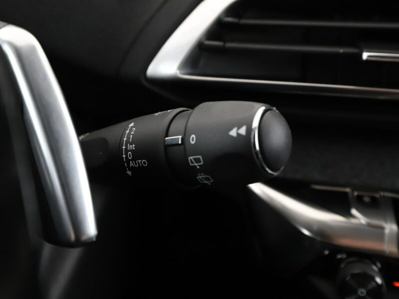 Peugeot 3008 180KM Automat Panorama Navi Klimatyzacja Bluetooth II (2016-)