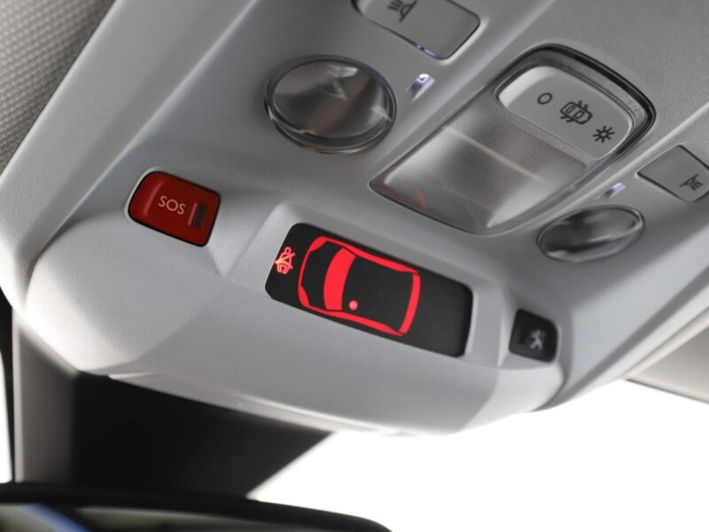 Peugeot 3008 180KM Automat Panorama Navi Klimatyzacja Bluetooth II (2016-)