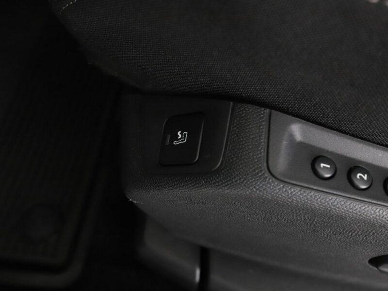 Peugeot 3008 180KM Automat Panorama Navi Klimatyzacja Bluetooth II (2016-)