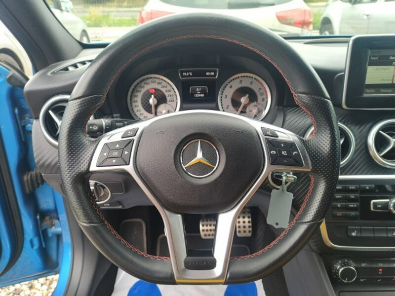 Mercedes A 180 AMG sport line* Super wyposażenie* Super stan W176 (2012-)