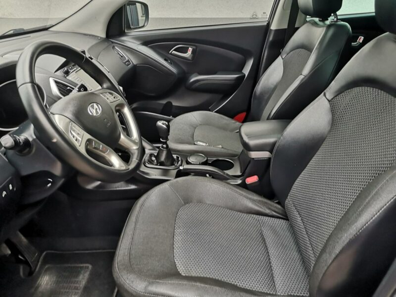 Hyundai ix35 1.7 CRDI 116KM Klimatr Temp Solar Parktronic Kamera Nawi Alu Serwis