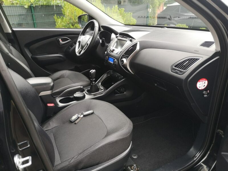 Hyundai ix35 1.7 CRDI 116KM Klimatr Temp Solar Parktronic Kamera Nawi Alu Serwis