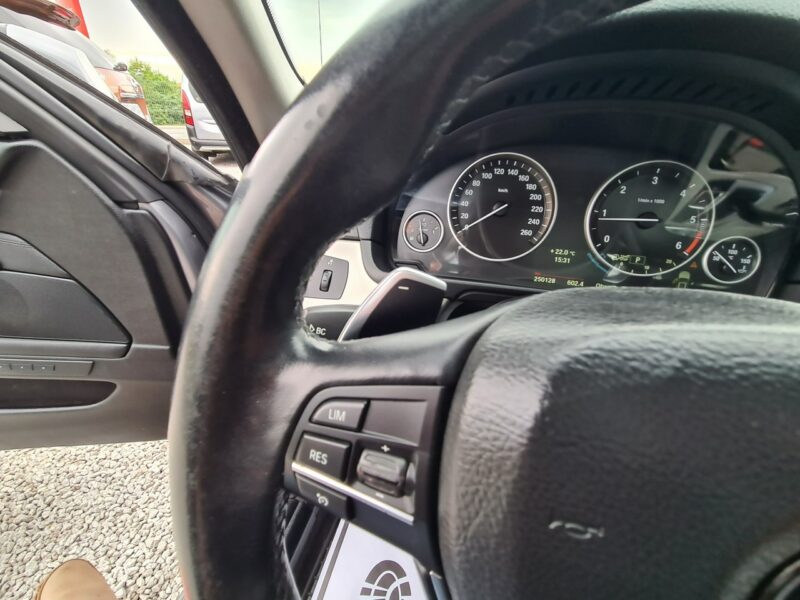 BMW 518 Szyberdach Navi El+Pamięć Fotele Skóra 2xPDC El.Klapa Xenon Wolne Ręce F10 (2009-2017)