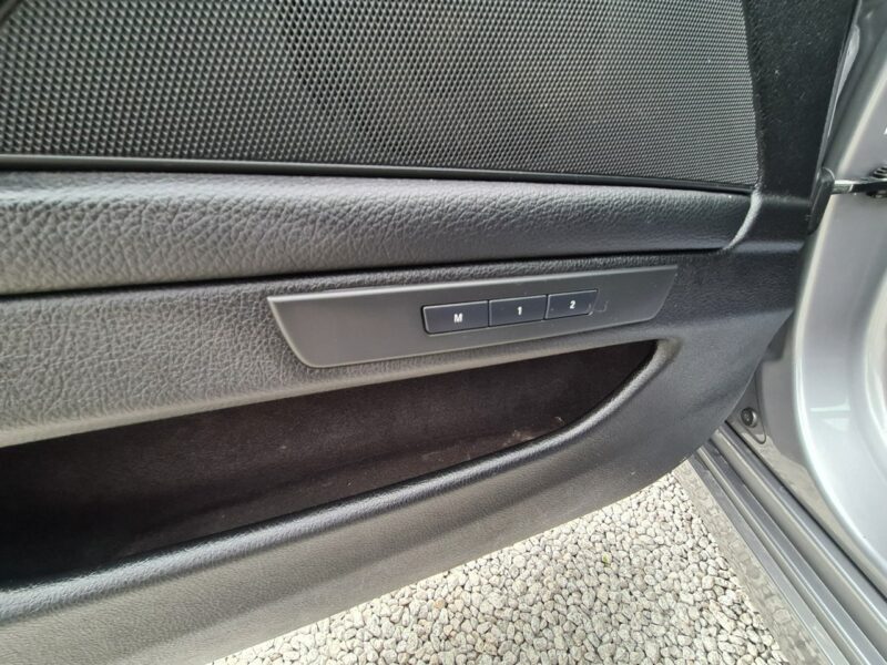 BMW 518 Szyberdach Navi El+Pamięć Fotele Skóra 2xPDC El.Klapa Xenon Wolne Ręce F10 (2009-2017)
