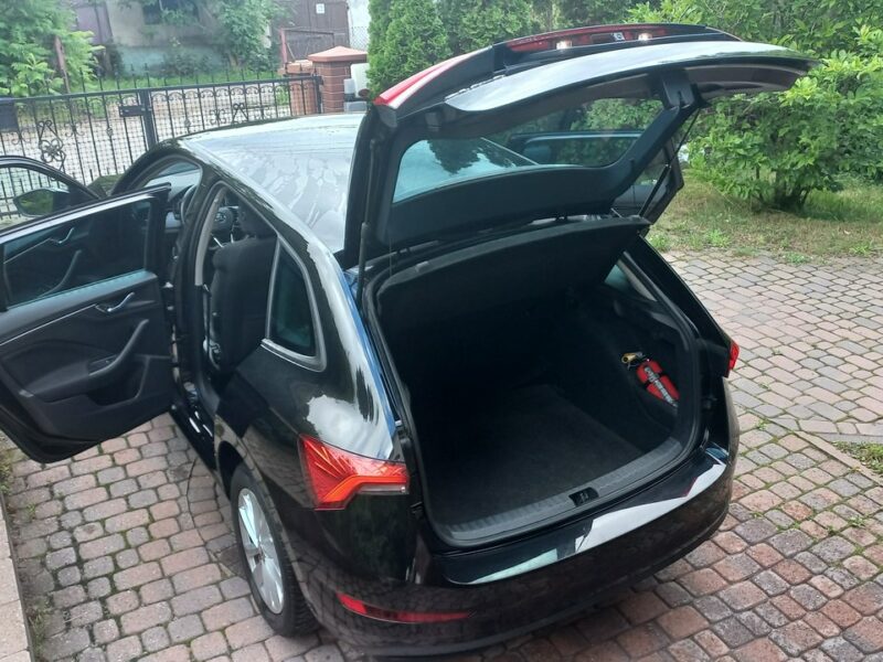 Škoda Scala DSG Salon PL 53.5 Export FV23% SmartLink+ Climatronic Kamera Grzane.f