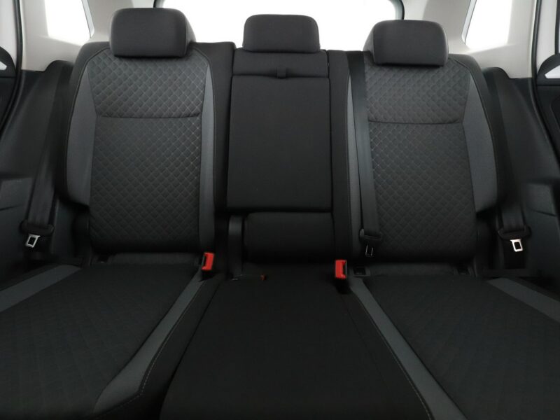 Volkswagen Tiguan GRATIS! Pakiet Serwisowy o wartości 700 zł! II (2016-2024)