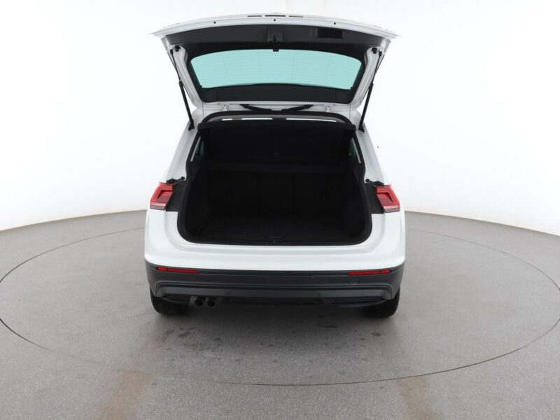 Volkswagen Tiguan GRATIS! Pakiet Serwisowy o wartości 700 zł! II (2016-2024)
