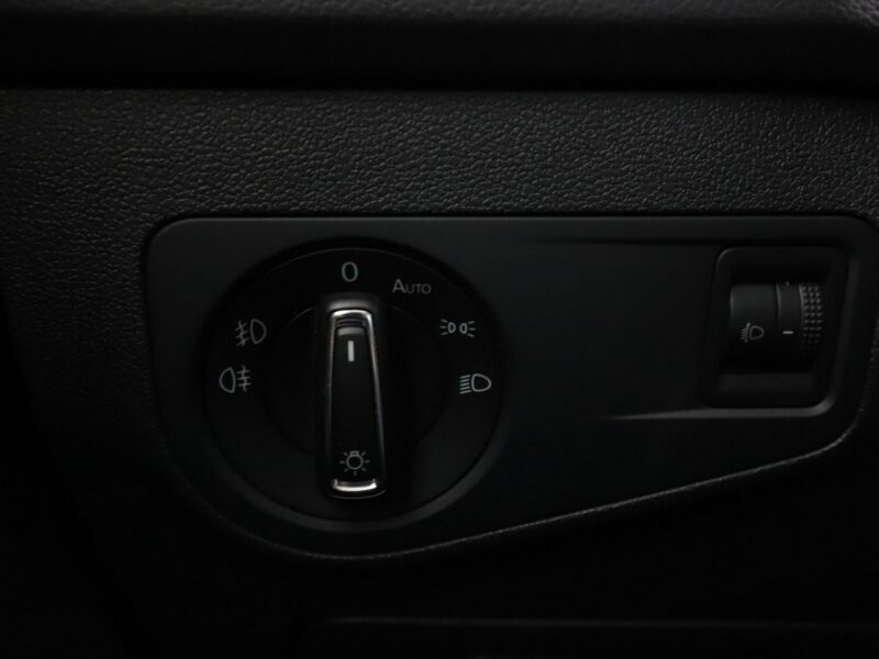 Volkswagen Tiguan GRATIS! Pakiet Serwisowy o wartości 700 zł! II (2016-2024)
