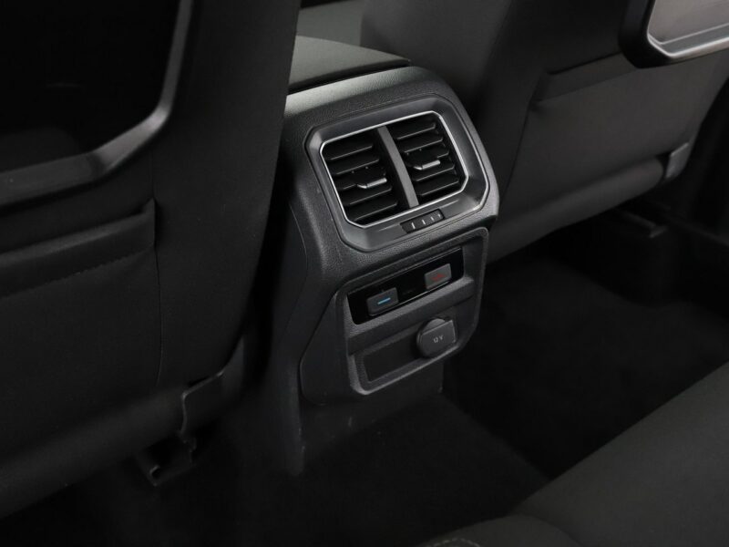 Volkswagen Tiguan GRATIS! Pakiet Serwisowy o wartości 700 zł! II (2016-2024)