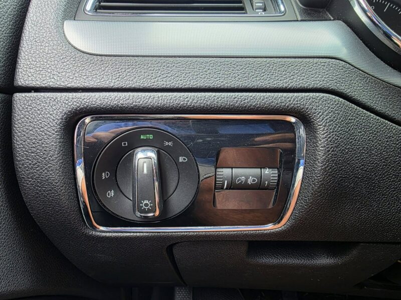 Škoda Superb 1.8 TSI 160 KM, Skóra, Kamera, Bluetooth, Navi, Android-Auto, Klima II (2008-2015)