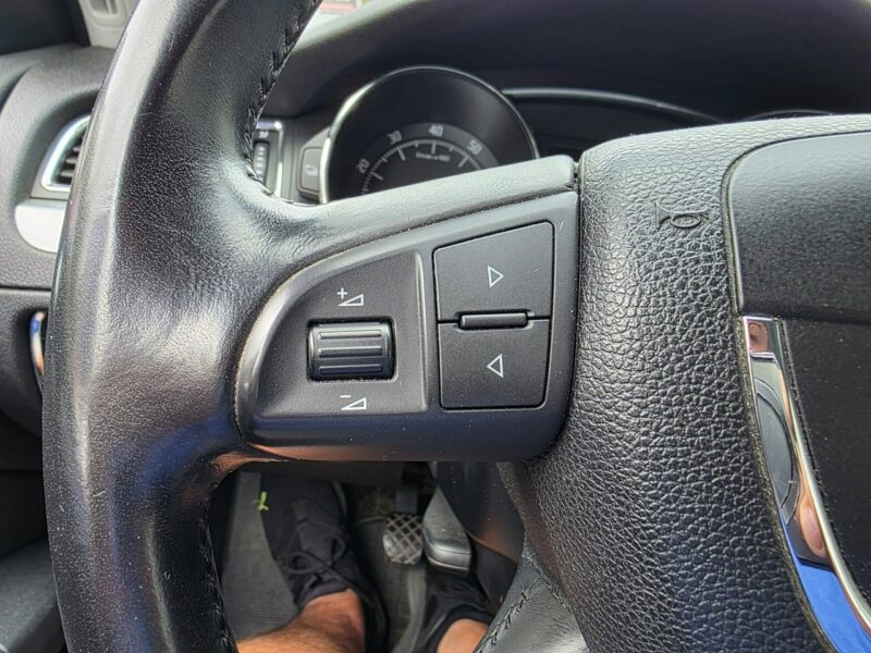 Škoda Superb 1.8 TSI 160 KM, Skóra, Kamera, Bluetooth, Navi, Android-Auto, Klima II (2008-2015)