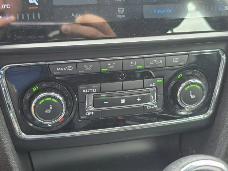 Škoda Superb 1.8 TSI 160 KM, Skóra, Kamera, Bluetooth, Navi, Android-Auto, Klima II (2008-2015)