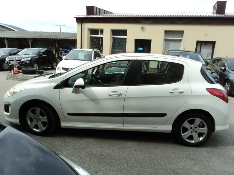Peugeot 308 sprzedam Peugeota z 2012r T7 (2008-2013)
