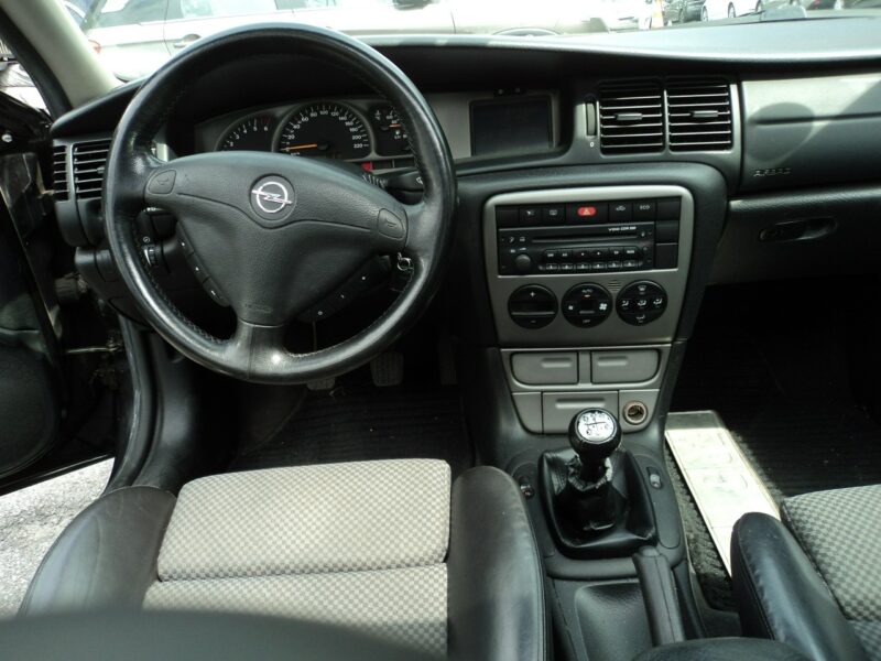 Opel Vectra sprzedam opla Vectre 2.2 CDTI B (1995-2002)