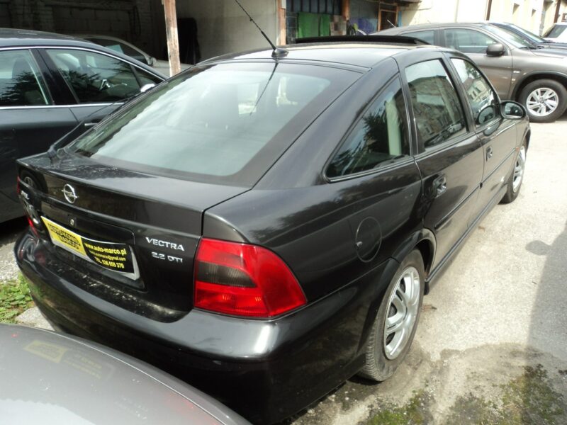 Opel Vectra sprzedam opla Vectre 2.2 CDTI B (1995-2002)