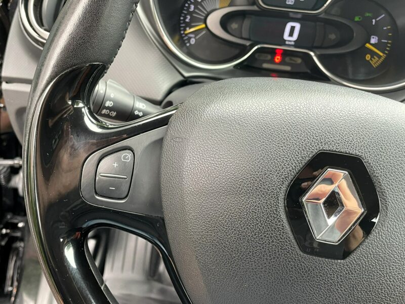Renault Captur Klimatyzacja, Tempomat,El. Szyby,El. Lusterka,Kamera Cofania,Bluetooth I (2013-2019)