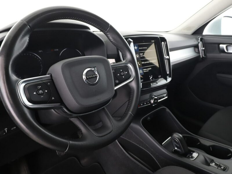 Volvo XC 40 GRATIS! Pakiet Serwisowy o wartości 800 zł!