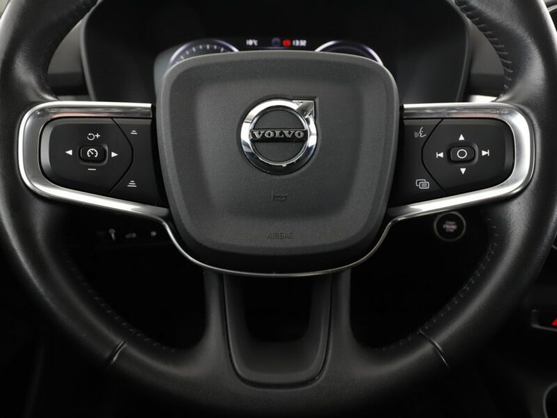 Volvo XC 40 GRATIS! Pakiet Serwisowy o wartości 800 zł!