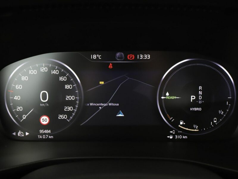 Volvo XC 40 GRATIS! Pakiet Serwisowy o wartości 800 zł!