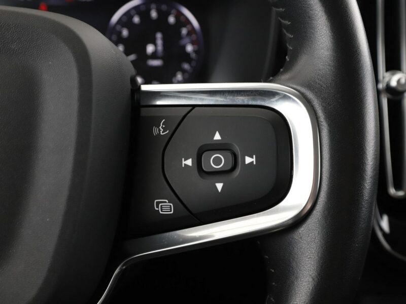 Volvo XC 40 GRATIS! Pakiet Serwisowy o wartości 800 zł!