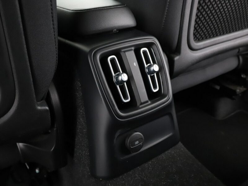 Volvo XC 40 GRATIS! Pakiet Serwisowy o wartości 800 zł!