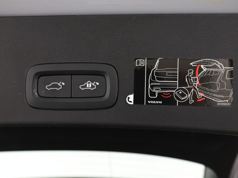 Volvo XC 40 GRATIS! Pakiet Serwisowy o wartości 800 zł!