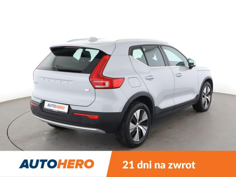 Volvo XC 40 GRATIS! Pakiet Serwisowy o wartości 800 zł!