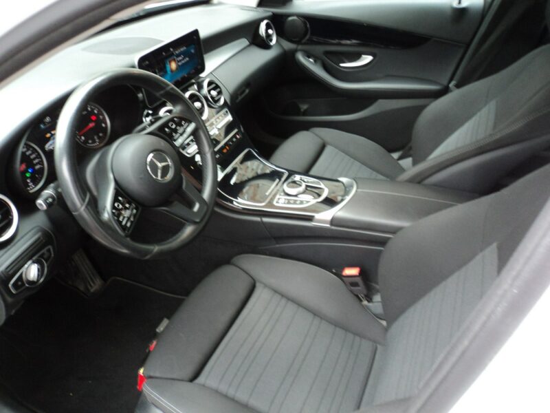 Mercedes C 250 sprzedam MERCEDESA C 250 z2019r po LEASINGU pełna FAKTURA 23 VAT W205 (2014-2021)