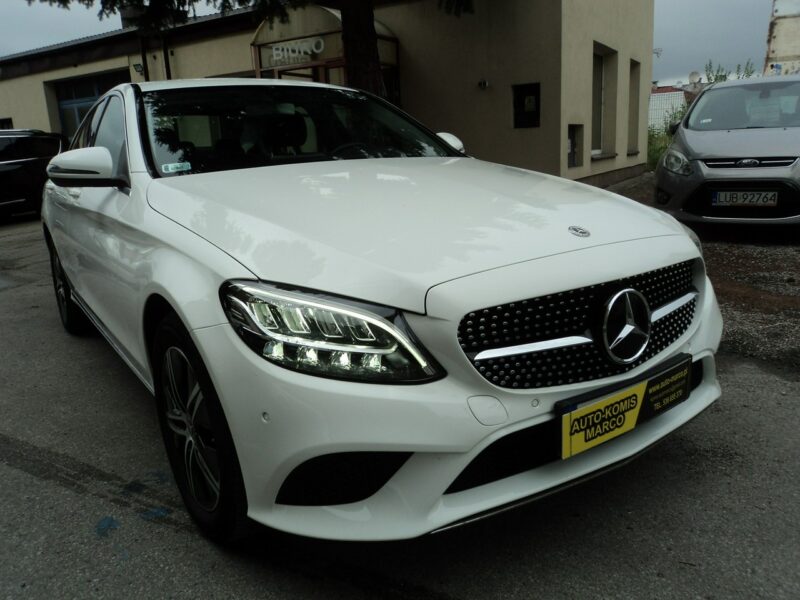Mercedes C 250 sprzedam MERCEDESA C 250 z2019r po LEASINGU pełna FAKTURA 23 VAT W205 (2014-2021)