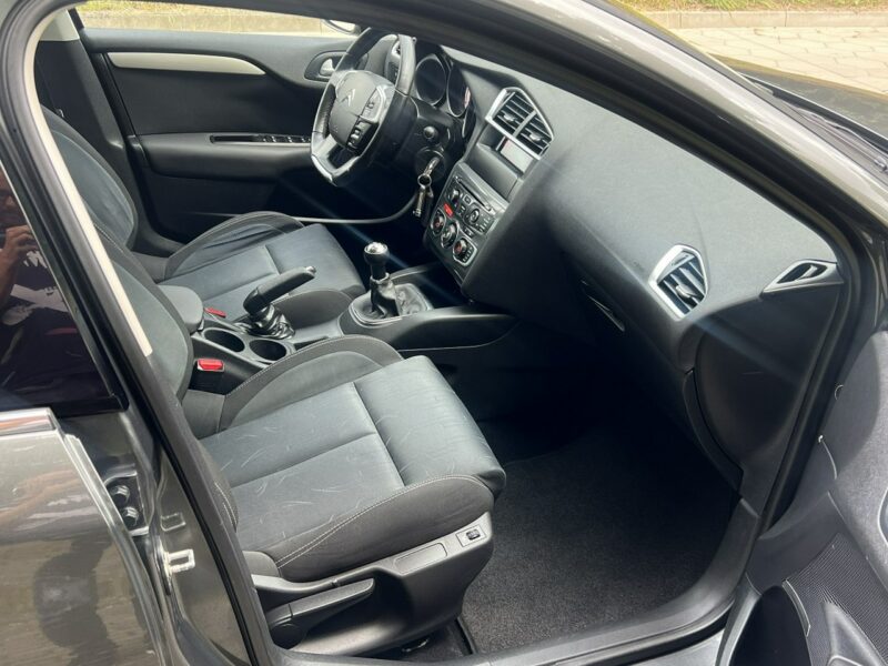 Citroen C4 Citroen C4 Opłacony Benzyna Climatronic TOP II (2010-)