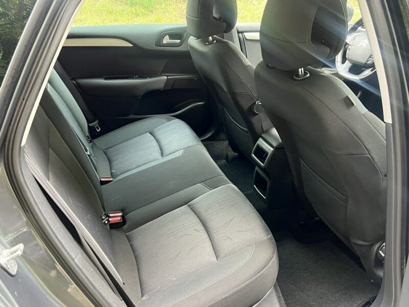 Citroen C4 Citroen C4 Opłacony Benzyna Climatronic TOP II (2010-)