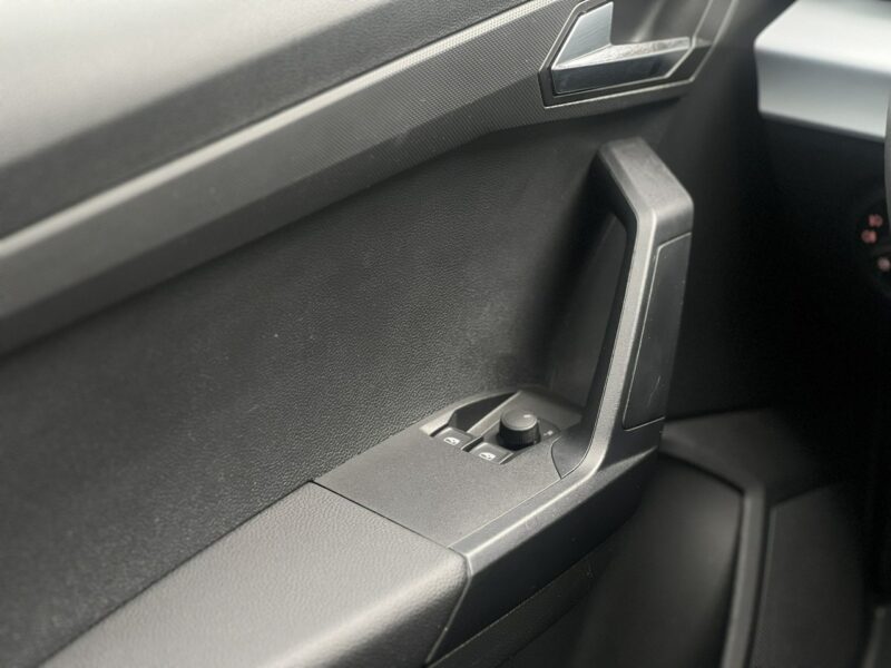 Seat Ibiza Salon Polska Poleasingowy I właściciel Serwis ASO VAT 23% Bezwypadkowy V (2017-)