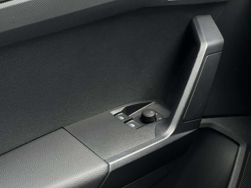 Seat Ibiza Salon Polska Poleasingowy I właściciel Serwis ASO VAT 23% Bezwypadkowy V (2017-)