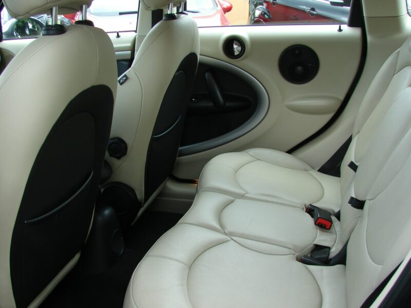 Mini Countryman 2,0 D 112 KM , super stan