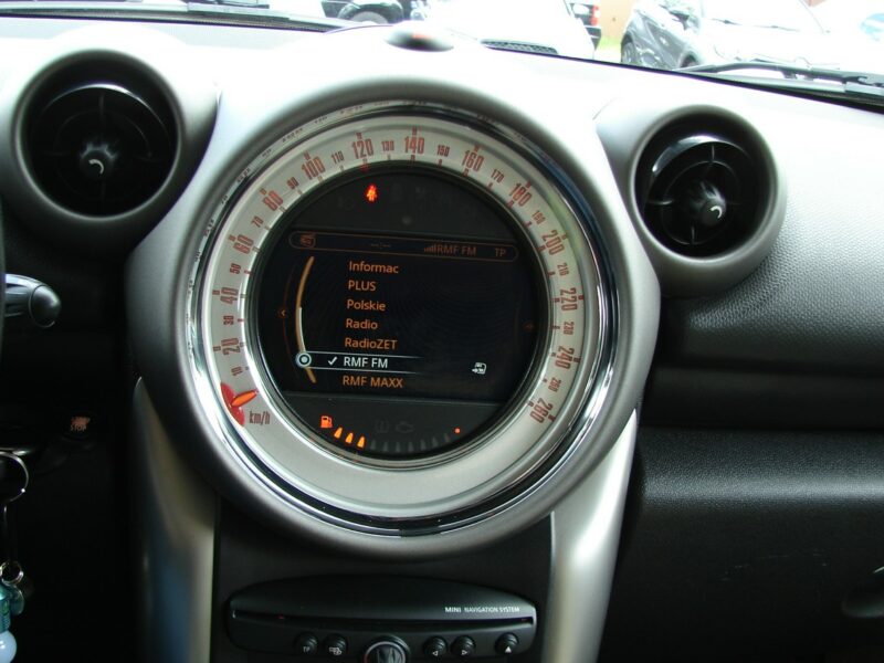 Mini Countryman 2,0 D 112 KM , super stan