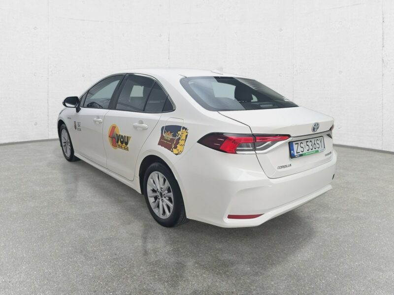 Toyota Corolla Seria E16 (2012-)