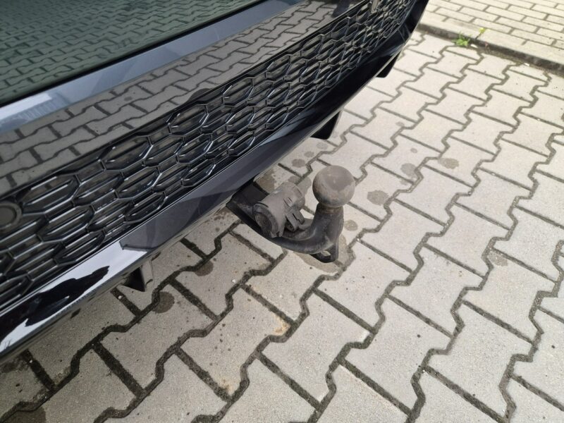 Audi RS Q8 600KM. Lakier Audi Exlusive. Masaże. B&O. ACC. Noktowizor. Hak. FV23%.