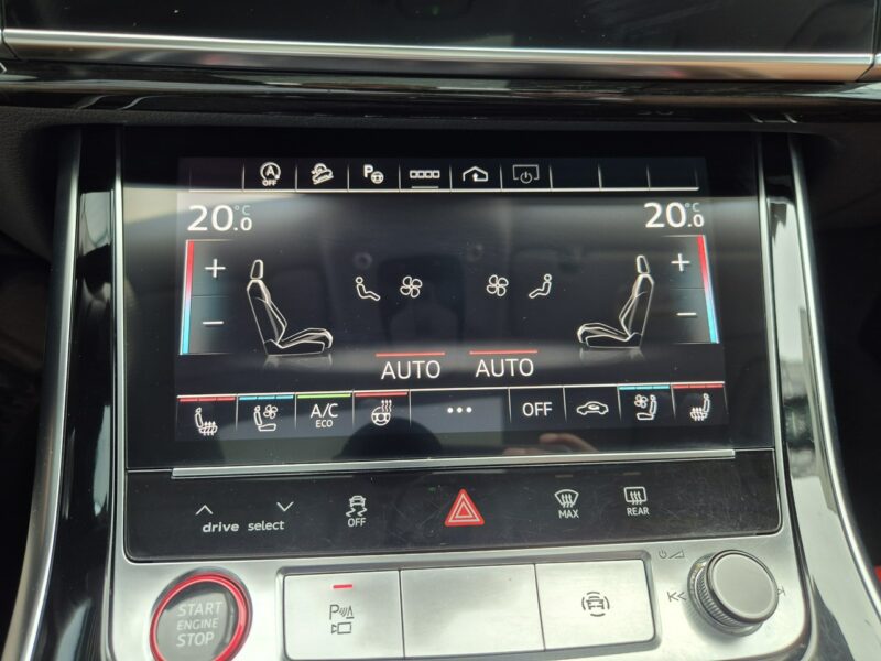 Audi RS Q8 600KM. Lakier Audi Exlusive. Masaże. B&O. ACC. Noktowizor. Hak. FV23%.