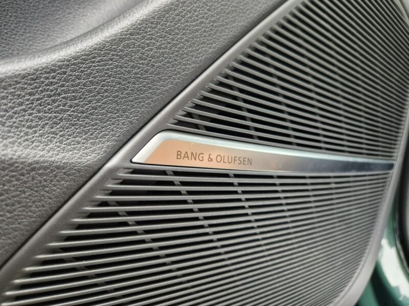 Audi RS Q8 600KM. Lakier Audi Exlusive. Masaże. B&O. ACC. Noktowizor. Hak. FV23%.