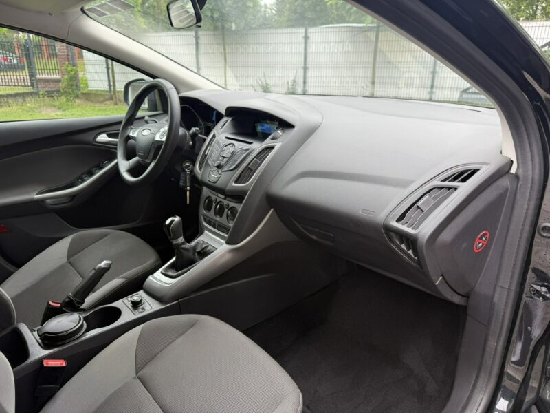 Ford Focus 1.6 Benzyna | Serwisowany | Gwarancja | Bogate wyposażenie | Zadbany Mk3 (2010-2018)