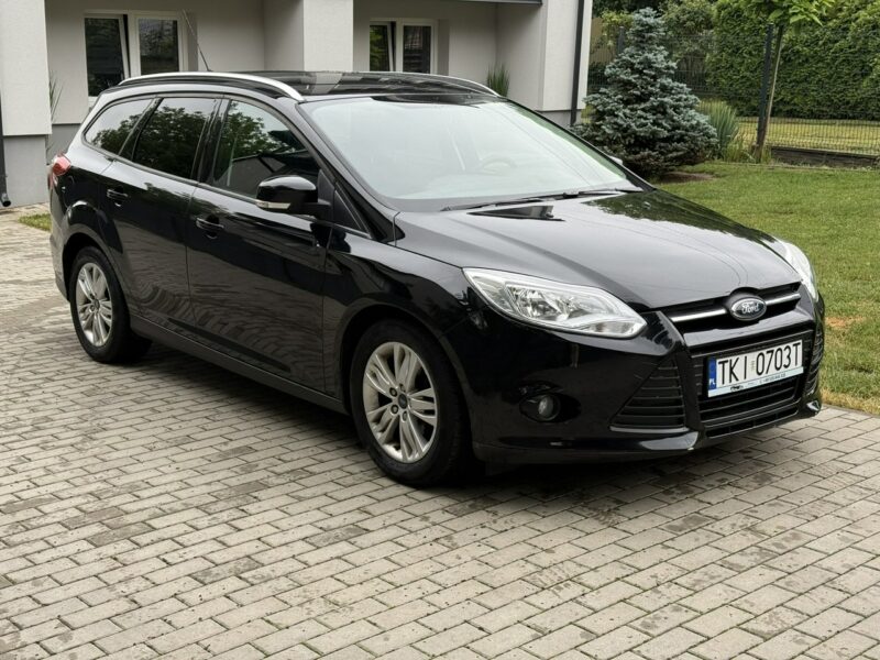 Ford Focus 1.6 Benzyna | Serwisowany | Gwarancja | Bogate wyposażenie | Zadbany Mk3 (2010-2018)