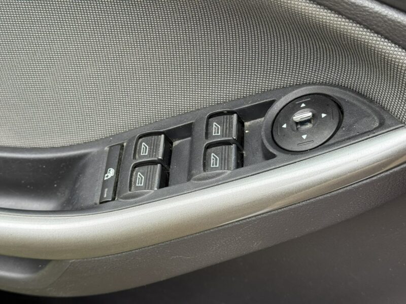 Ford Focus 1.6 Benzyna | Serwisowany | Gwarancja | Bogate wyposażenie | Zadbany Mk3 (2010-2018)