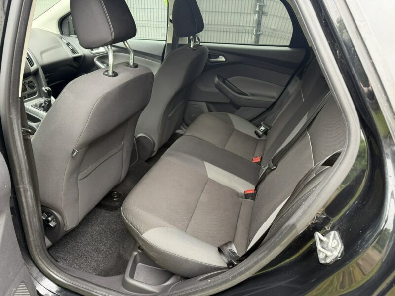 Ford Focus 1.6 Benzyna | Serwisowany | Gwarancja | Bogate wyposażenie | Zadbany Mk3 (2010-2018)