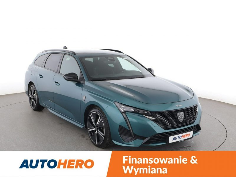 Peugeot 308 GT automat full LED skóra/alcantara navi virtual cocpit navi kamery T9 (2014-2021)