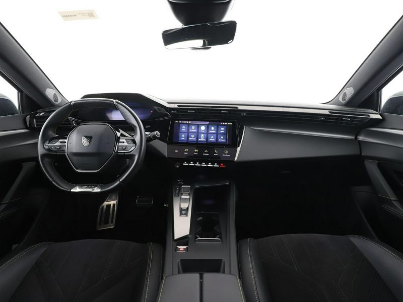 Peugeot 308 GT automat full LED skóra/alcantara navi virtual cocpit navi kamery T9 (2014-2021)
